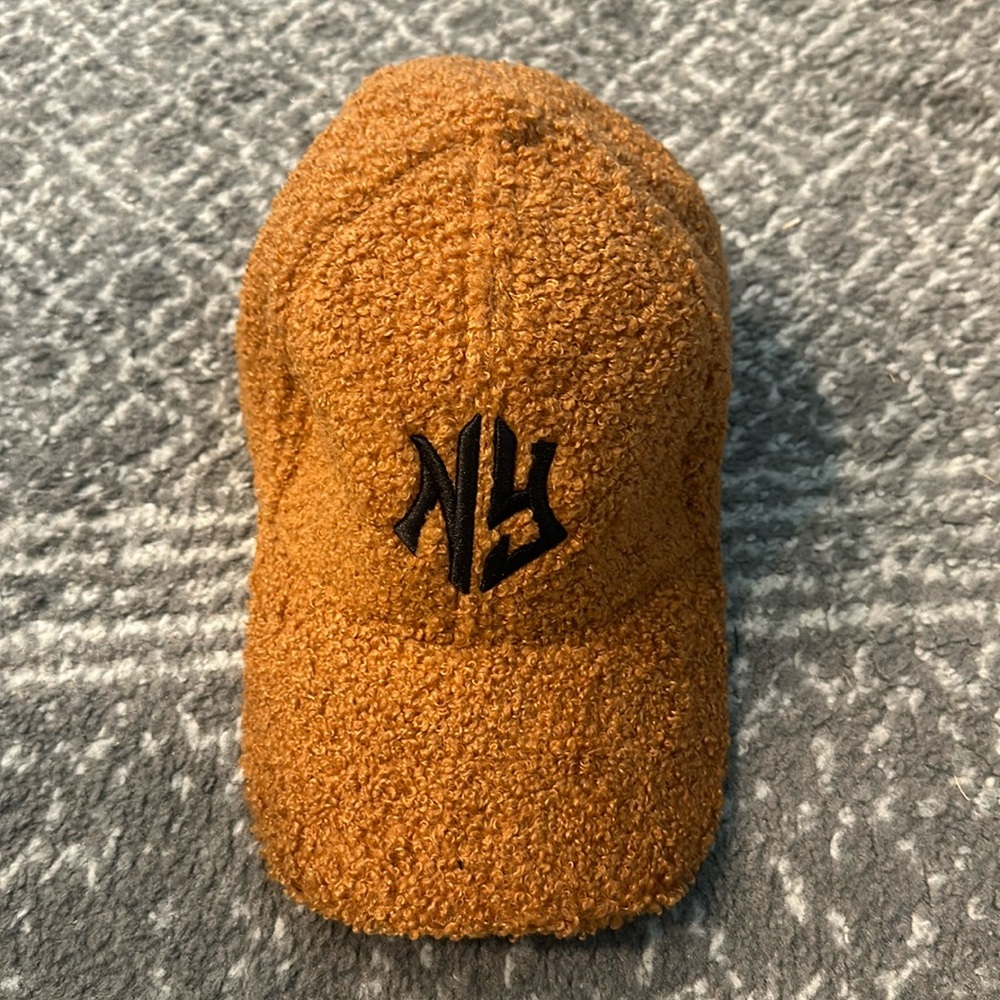 Brand New Women’s Brown `NY’ Printed Baseball Cap